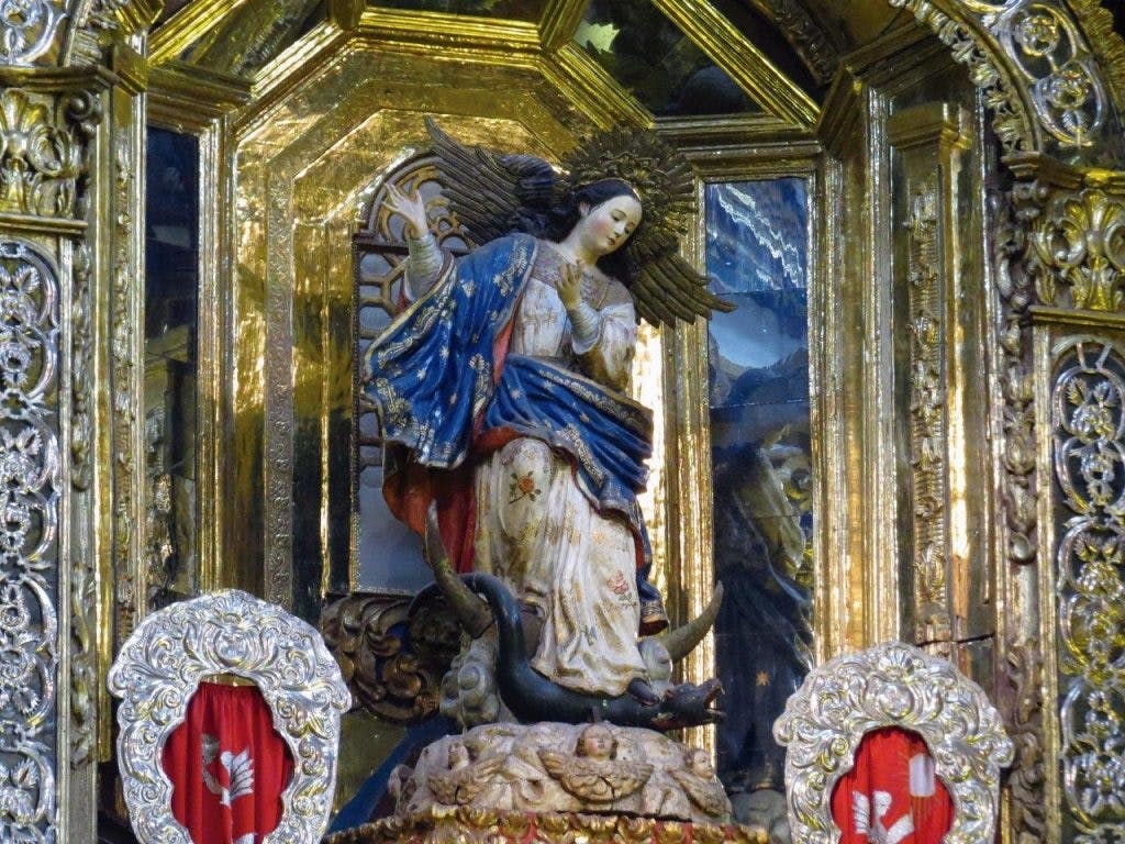 São Miguel Arcanjo, detalhe do quadro “Virgem do Carmo Apocalíptica”. Museu da Basílica de Guadalupe, Cidade do México.