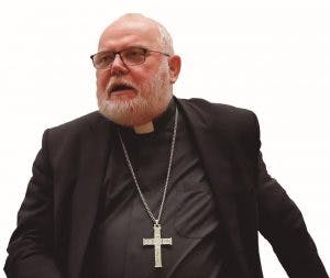 …e o Cardeal Reinhard Marx, arcebispo de Munique e Frisinga, que apoia militantemente a mudança da doutrina da Igreja sobre a homossexualidade